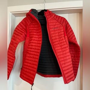 Eddie Bauer red puffer size S